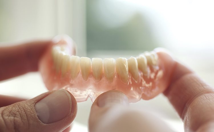 Dentures and dental implants are two popular options for replacing missing teeth. Each option has its own set of benefits and drawbacks.